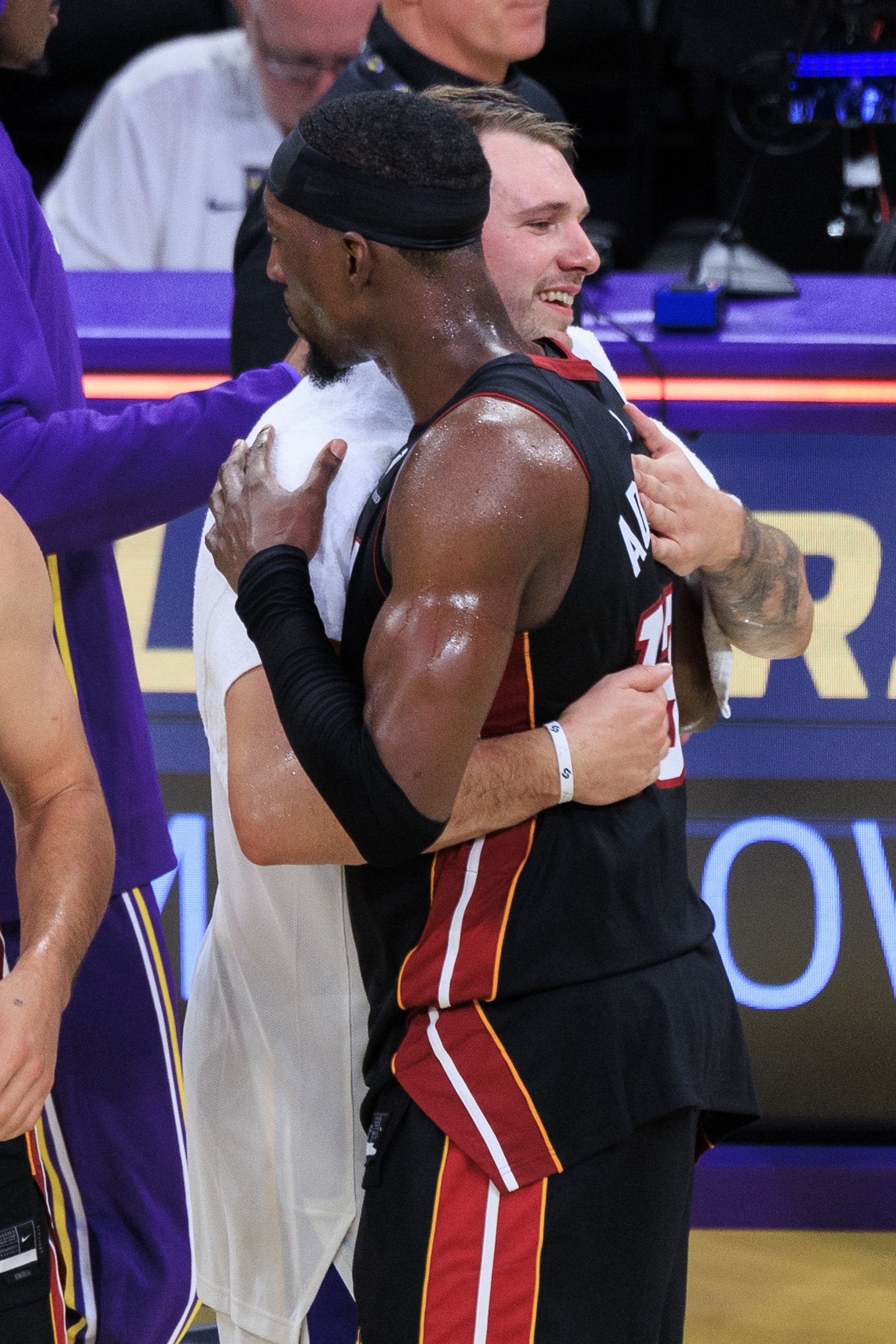 开云官方-纪录将很快被打破？帕森斯：如果83分很容易 东契奇咋没砍一个