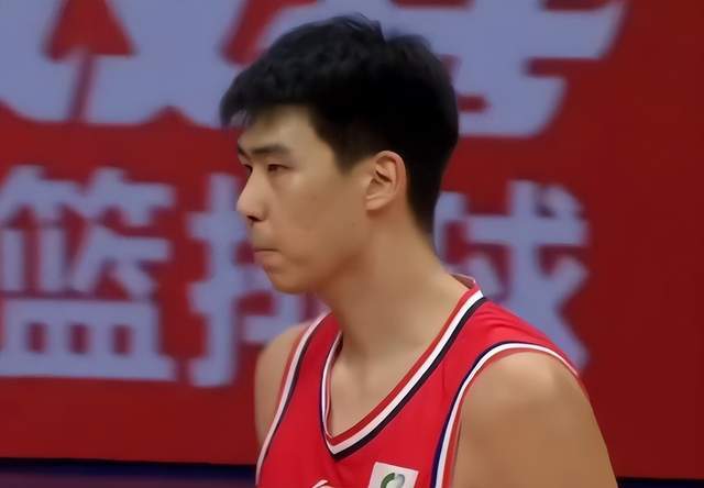 开云平台-17+10+4帽！杜锋弃将再次爆发！碾压克里斯，把山东男篮打绝望了